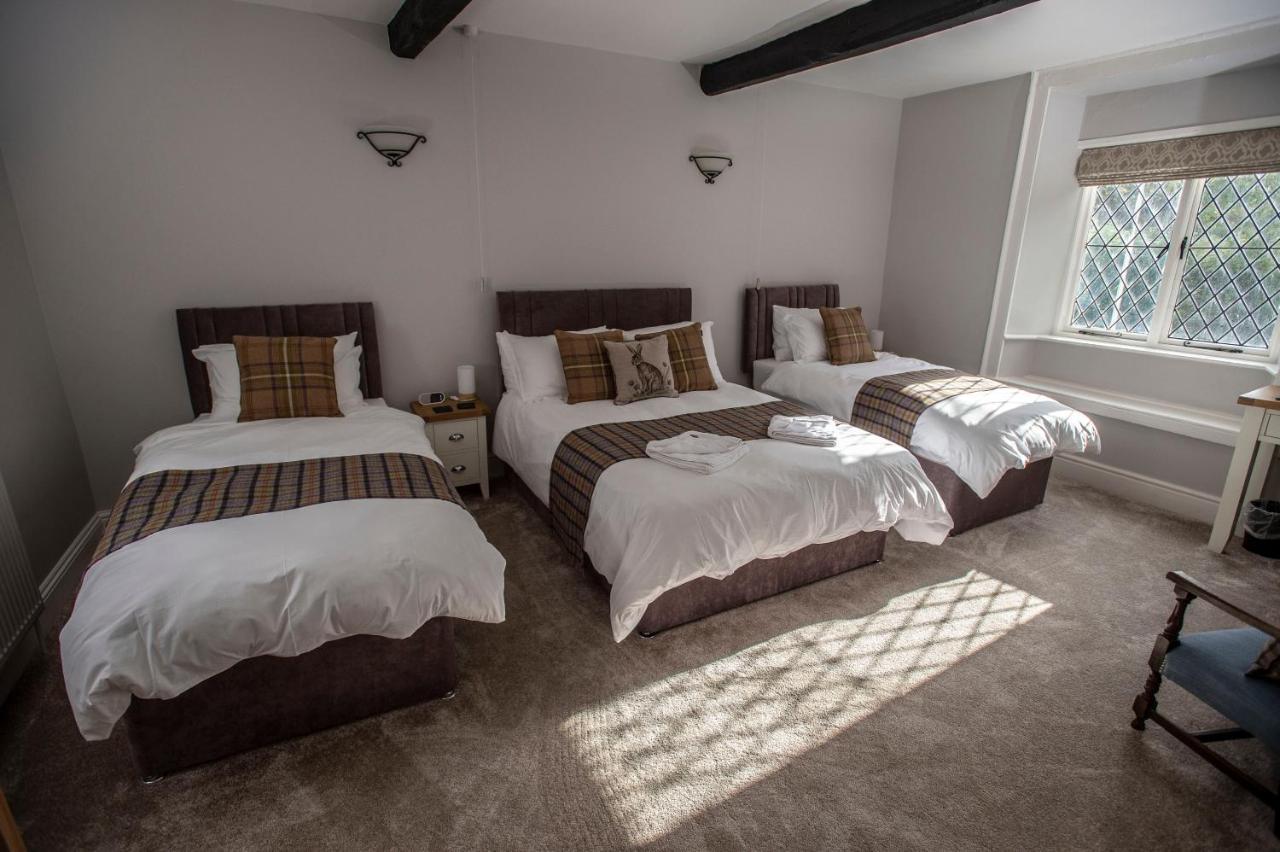 Hotel The Berwyn Arms à Corwen Extérieur photo